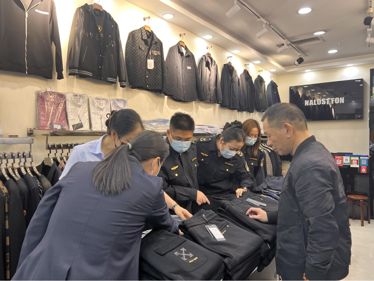 拱墅区市场监督管理局走访钱江商城开展 知识产权；；；；；；；；ぷㄏ罴觳樾卸
